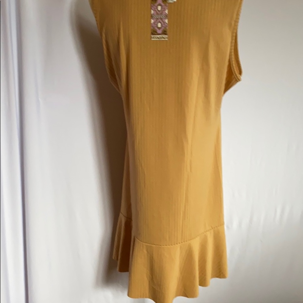 BooHoo dress - Picture 3 of 5